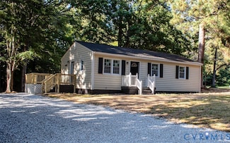 11920 Namozine Rd, Amelia Court House, VA 23002