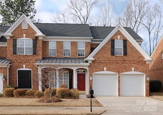 815 Treverton Dr, Matthews, NC 28105