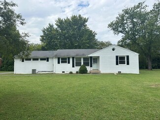 1411 Leaf Ave, Murfreesboro, TN 37130