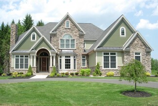 119 Maxwell Rd, Latham, NY 12110