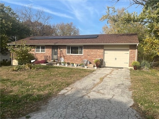 6924 NE 54th St, Kansas City, MO 64119