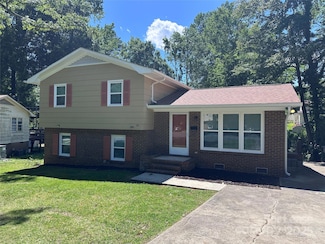 911 Bannister Place, Charlotte, NC 28213