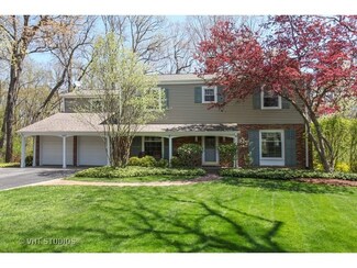 1455 Chippewa Pathway, Riverwoods, IL 60015