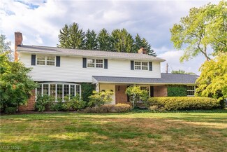 3714 Old Colony Dr NW, Canton, OH 44718