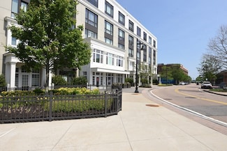 10 Shipyard Dr Unit 313, Hingham, MA 02043