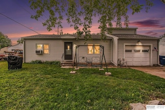 7618 S 41st Ave, Bellevue, NE 68147