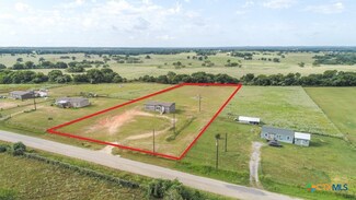 859 Ivy Switch Rd, Luling, TX 78648