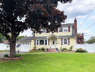 1547 Lincoln Blvd, Bay Shore, NY 11706