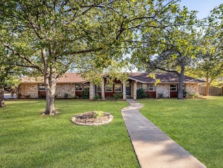 806 Country Club Rd, Georgetown, TX 78628