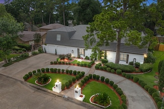 6015 Pebble Beach Dr, Houston, TX 77069