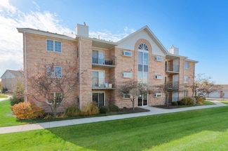 18302 Robin Ln Unit D1, Homewood, IL 60430