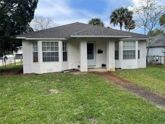 807 Fernald St, Edgewater, FL 32132
