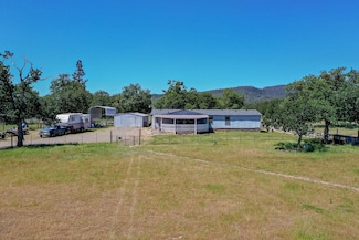15445 Antioch Rd, White City, OR 97503
