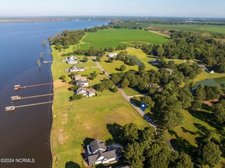 373 Bay Point Dr, Edenton, NC 27932