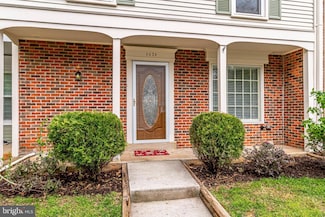 5429 Crows Nest Ct, Fairfax, VA 22032