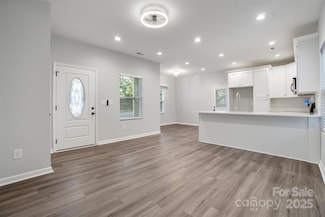 5145 Grafton Dr, Charlotte, NC 28215