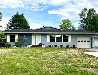 3502 Golf Dr, Parkersburg, WV 26104