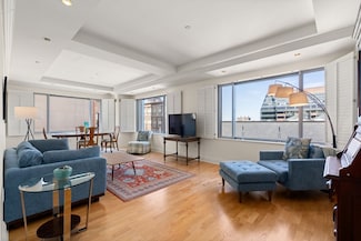 1 Huntington Ave Unit 807, Boston, MA 02116