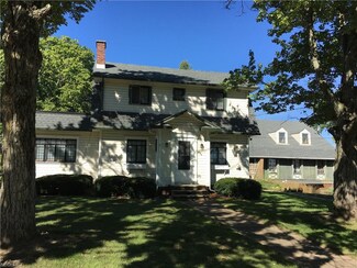 524 Park Ave SW, Bolivar, OH 44612