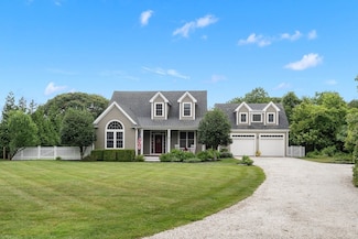 42 Deacon Vincent Way, Edgartown, MA 02539
