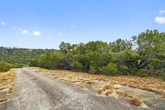 20713 Trapper Ln, Lago Vista, TX 78645