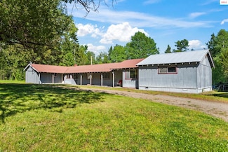5961 Blacktail Rd, Careywood, ID 83809