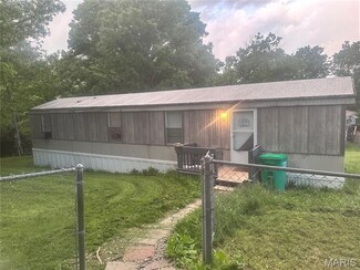 384 Orion Dr, de Soto, MO 63020