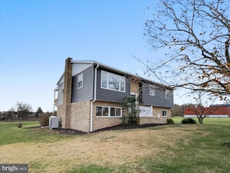 3960 W Canal Rd, Dover, PA 17315