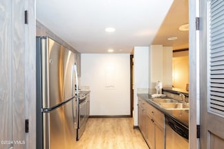 210 Offerson Rd Unit R-312, Week 27, Beaver Creek, CO 81620