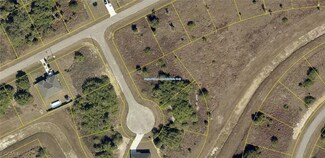 303 Ryan Ct, Fort Denaud, FL 33935