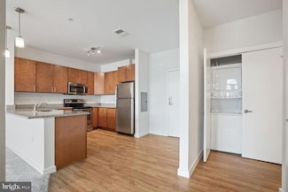 131 Bridge St Unit 2B-2-2135, Phoenixville, PA 19460