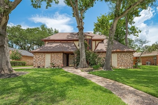 2823 W Pebble Beach Dr, Missouri City, TX 77459