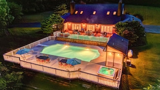 4506 Waterfront Farms Dr, Draper, VA 24324