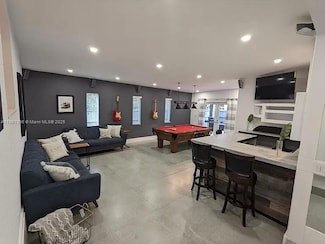 1401 SW 15th St, Miami, FL 33145