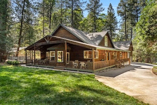 5352 Buttonwood Ct, Foresthill, CA 95631