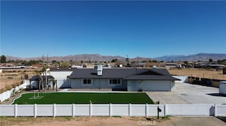 15245 Apache Rd, Apple Valley, CA 92307