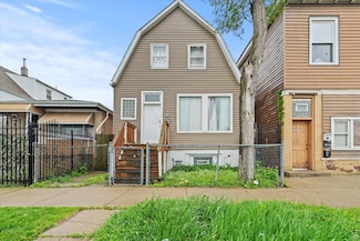 3823 W Wabansia Ave, Chicago, IL 60647