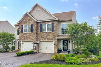 221 Twins Ln, Mountain Top, PA 18707