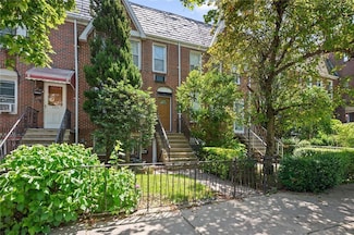 2067 E 28th St, Brooklyn, NY 11229