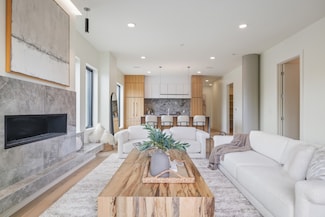 1030 17th Ave S Unit 301, Nashville, TN 37212