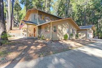 2090 Bourbon St, Pollock Pines, CA 95726