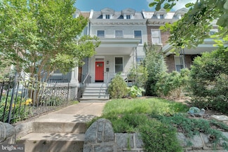 539 Shepherd St NW, Washington, DC 20011