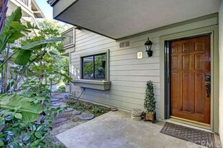 13 Flores Unit 23, Irvine, CA 92612