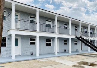 1015 Government St Unit 6, Arabi, LA 70032