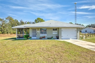 1033 Ixora St, Lake Placid, FL 33852