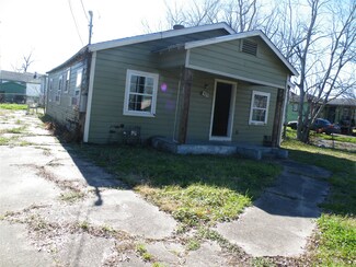4524 Briscoe St, Houston, TX 77051