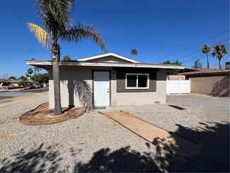 16164 Dianthus Ave Unit B, Fontana, CA 92335