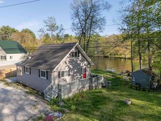 33 Moccasin Trail, Hillsborough, NH 03244