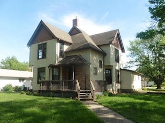 303 S Roche St, Knoxville, IA 50138