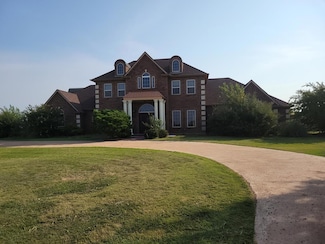 642 NE Valley View Rd, Lawton, OK 73507
